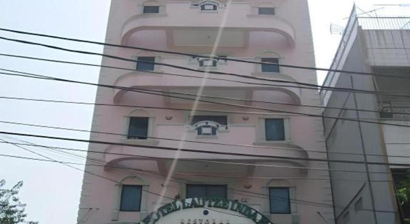 Hotel Lautze Indah Джакарта Экстерьер фото